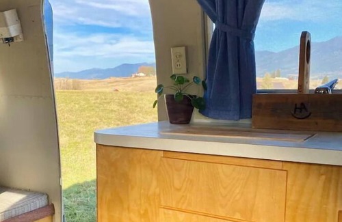 Eureka House | The Globetrotter ~ A Vintage Airstream