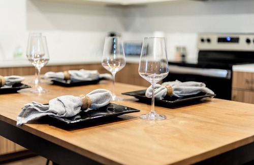 Eighth Avenue Apartment | The Glutch - The ultimate Nashville Retreat