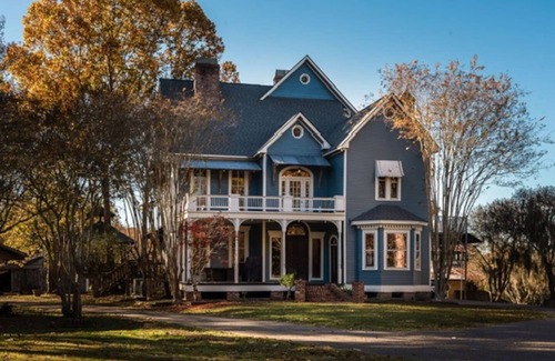 St. Francisville House | The Glynns by Louisiana Hospitality Group