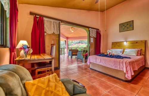 Cahuita Hotel | The Goddess Garden