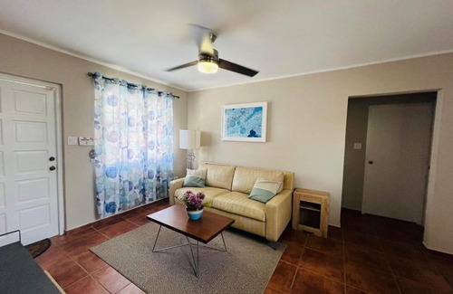 Mon Pos Villa | The Gold Vacation Villa