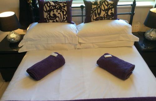 Middlewich Hotel | The Golden Lion Hotel
