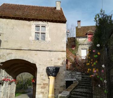 Vezelay Apartment | The Good Studio Vezelay