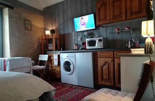 Vezelay Apartment | The Good Studio Vezelay