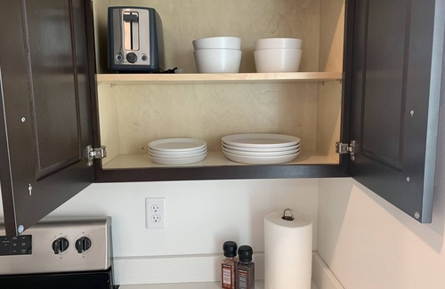 Ellensburg Apartment | "The Gorgeous George" - A charming private detached apartment