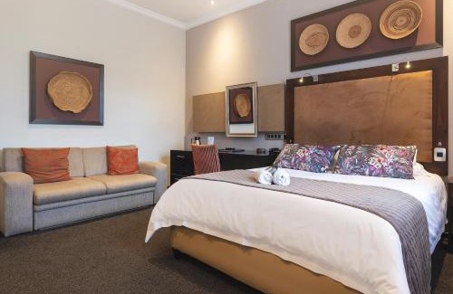 Grahamstown Hotel | The Graham Hotel