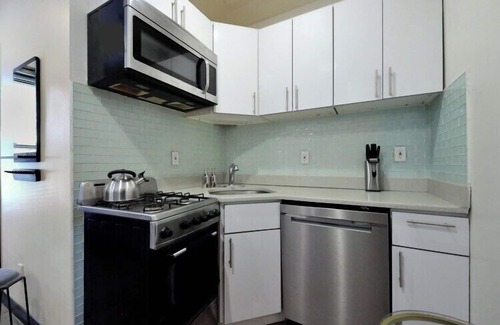 Kips Bay Apartment | The Gram II Vibe 8575