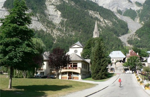 Le Bourg-d'Oisans House | The Granary House Traditional 19th century home in the heart of Bourg d’Oisans