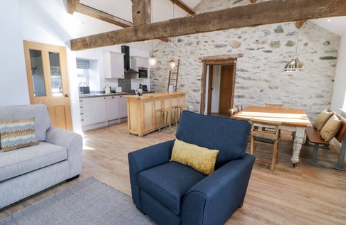Caergeiliog Cottage | The Granary