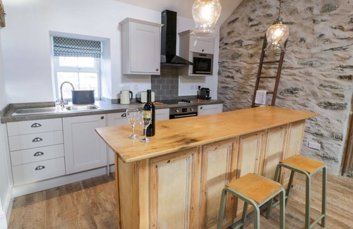 Caergeiliog Cottage | The Granary