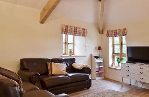 Calverleigh House | The Granary