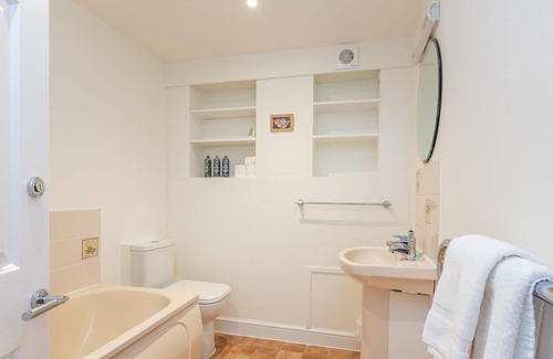 Beaminster Cottage | THE GRANARY, pet friendly, character holiday cottage in Mosterton
