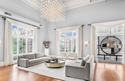 Hoboken Apartment | The Grand Bank Loft - 1912 Bank meets modern Luxury - 9min Train to NYC
