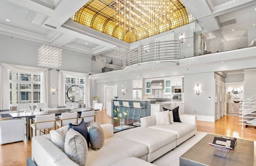 Hoboken Apartment | The Grand Bank Loft - 1912 Bank meets modern Luxury - 9min Train to NYC