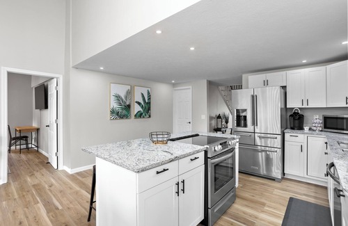 Huron House | The Grand Lodge with private pool - The Ultimate Retreat