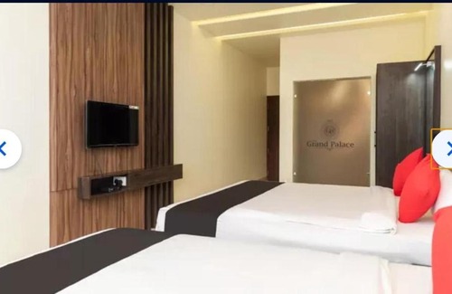Sagar Hotel | the grand palace
