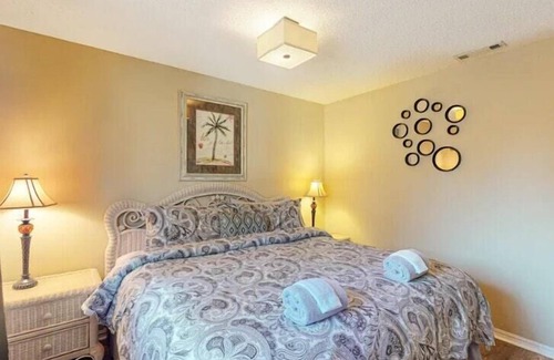 Eureka Springs Historic District Hotel | The Grand Suite at Tradewinds