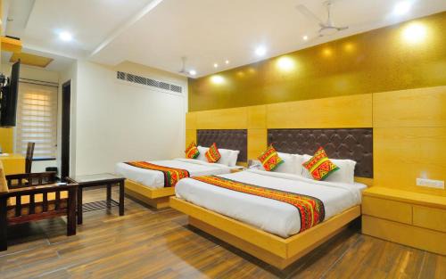 Paharganj Hotel | The Grand Uddhav