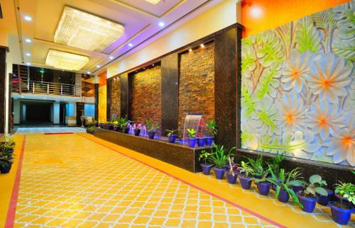 Paharganj Hotel | The Grand Uddhav