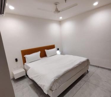 Khattalwada Hotel | The Grand Vista Hotel