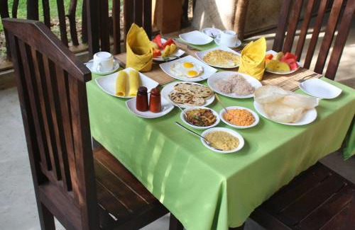 Debarawewa Hotel | The Grand Yala Hotel