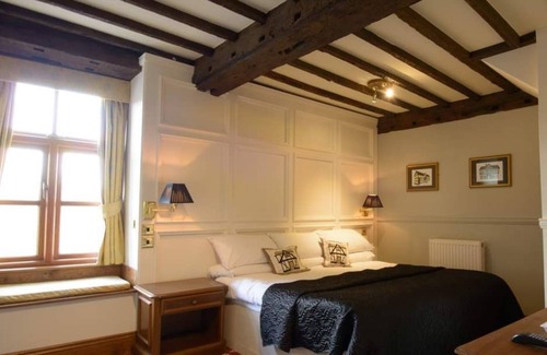 Mortimers Cross House | The Grange at Mortimers Cross