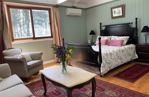 High Range Cabin | The Grange Berrima - The Ultimate Rural Retreat. Sleeps up to 13.