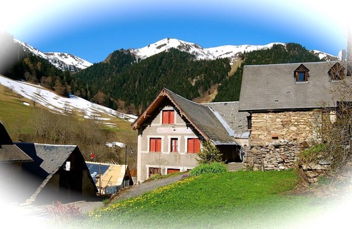 Bourg-d'Oueil Ski Chalet | The Grangerie; Family Chalet In The Station De Ski De Bourg D'oueil.