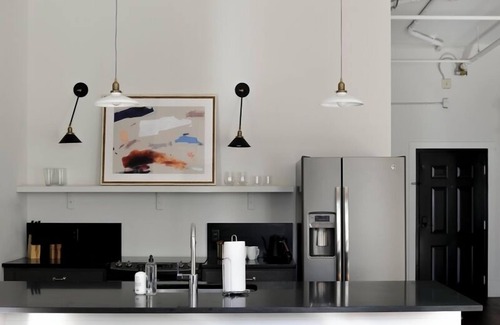 Historic District - North Villa | The Grant by Black Swan - Industrial-Modern Loft (208)