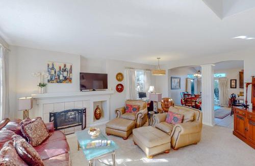 Santa Rosa House | The Grape Escape
