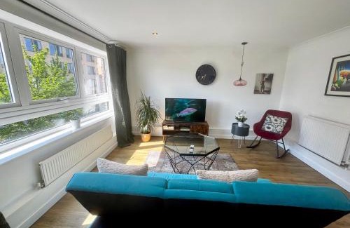 Cambridge Apartment | The Grapevine