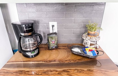 Searcy House | The Grate House — 1947 Charm w/Marble, Hardwood & Fenced Yard by Harding