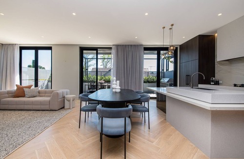 Deepdene Apartment | The Gratis Penthouse Deepdene