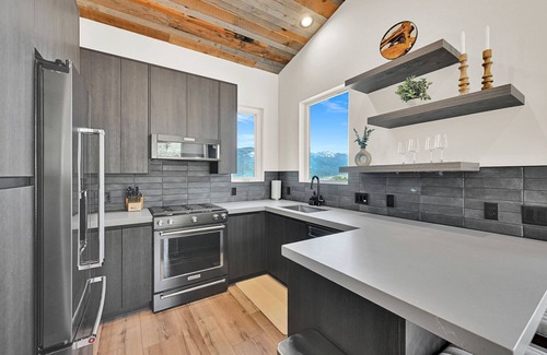 Eden House | The Great Cabin Views of Ogden Valley Ski & Golf