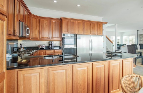 Debordieu Colony House | The Great Escape 6 bedroom Updated Oceanfront home in Debordieu