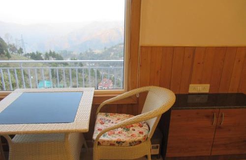 Gagar Cabin | The Great Escape Homestay, Gagar, Nainital