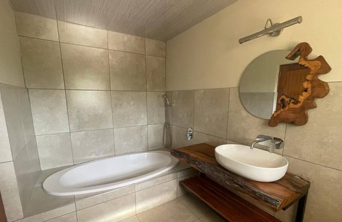 Marloth Park Cabin | The Great Kambaku Lodge - Marloth Park / Kruger Park