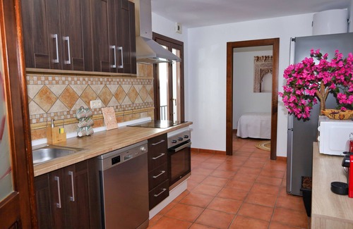 Beiro Villa | The Great Sultan, 1492. Mirador San Nicolas & Mezquita 2 min on Foot