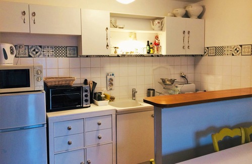 Blere Condo | The Great Werewolf's Lair