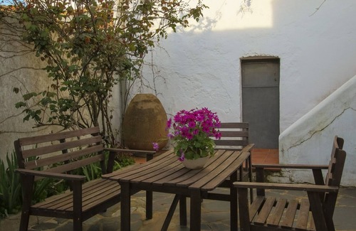 Jabugo Cottage | The Green Frog, families with children, nature, hiking, gastronomy, culture.