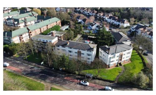 Snaresbrook Apartment | The Green Escape Woodford