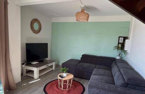 Sainte-Clotilde House | The Green Kaz of Õ