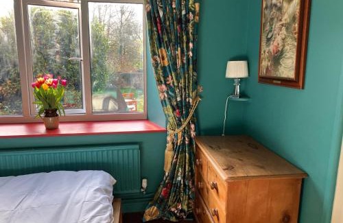 Radstock House | The Green Room in Kilmersdon