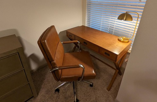 Nassau Bay Apartment | The Green Room