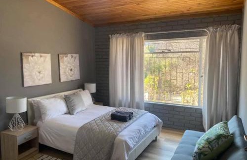 Clarens Apartment | The Grey Plow