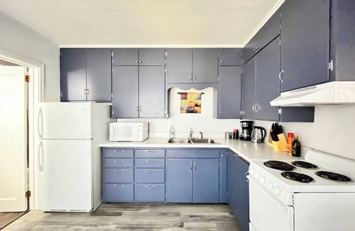 Heart of Missoula Apartment | The Grizzly Den - Blocks to UM, DT, River & Trails