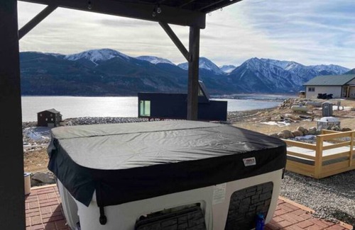 Twin Lakes House | The Grizzly Maze, at Twin Lakes, Colorado