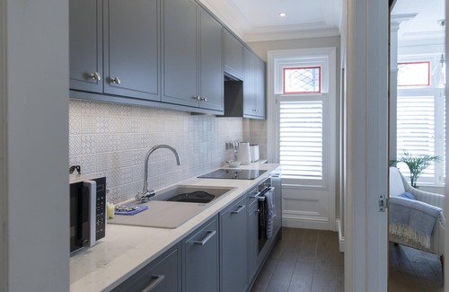 Worthing Apartment | The Grove Apartment with Free on street Parking
