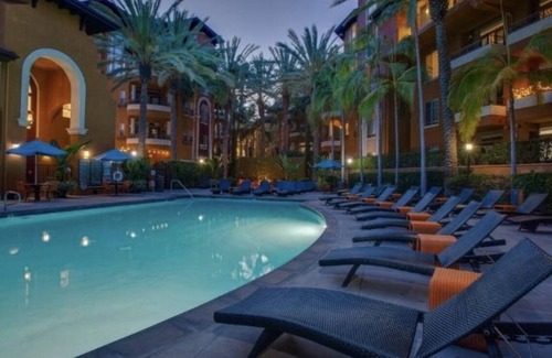 Universal City Condo | The Grove Melrose Fairfax Beverly Hills Adjacent Luxury 1 Bed, 1Bath + Balcony