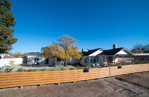 Cottonwood House | The Grove on Main, 2 Homes, Large Patio